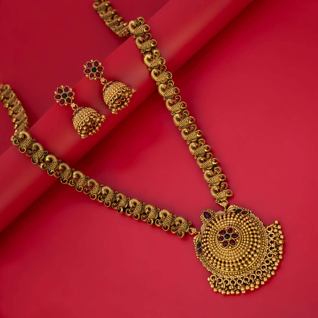 Antique Gold Peacock Kemp Stone Long Chain Necklace Set featuring intricate peacock motifs and kemp stones.