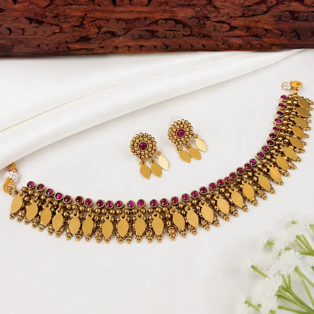 Antique Kemp Stone Elakkathali Necklace Set-Ruby