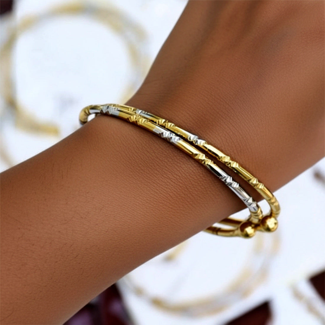 Dual-Tone-Textured-Openable-Bangle