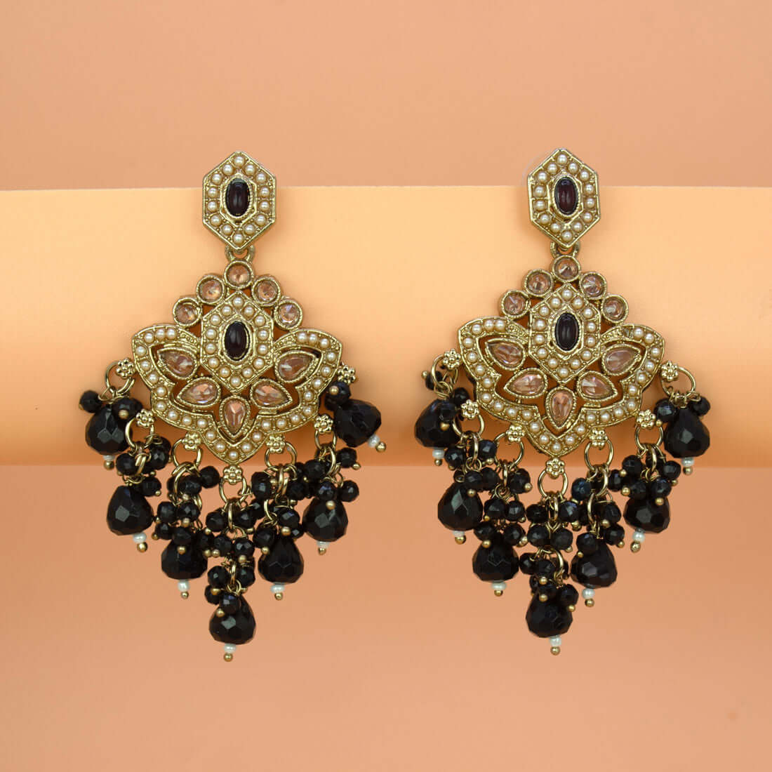 Fashion-Drop-Black-Beaded-Earrings