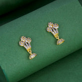 छोटे झुमके के साथ शानदार बैंगनी सीजेड बड़ा क्राउन स्टड