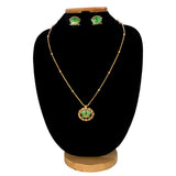 सुरुचिपूर्ण मैट गोल्ड-प्लेटेड लोटस पेंडेंट नेकलेस सेट