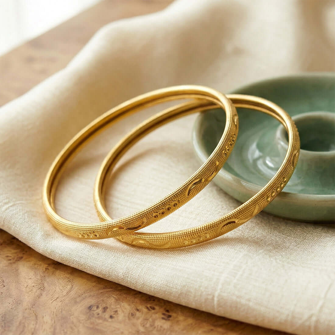 Gold Plated Medium Light weight Pipe Bangle Set