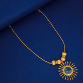 केरल गोल्ड प्लेटेड पलाक्का स्टाइल ग्रीन पेंडेंट नेकलेस