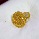 खूबसूरत गोल्ड प्लेटेड मॉडर्न डोम फिंगर रिंग