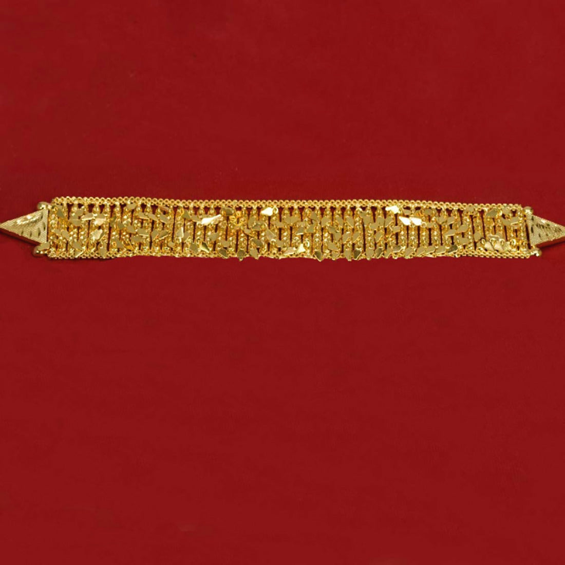 Gold-plated-traditional-elakkathali-necklace