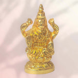 സ്വർണ്ണം പൂശിയ വളരെ ചെറിയ ലക്ഷ്മി വിഗ്രഹം