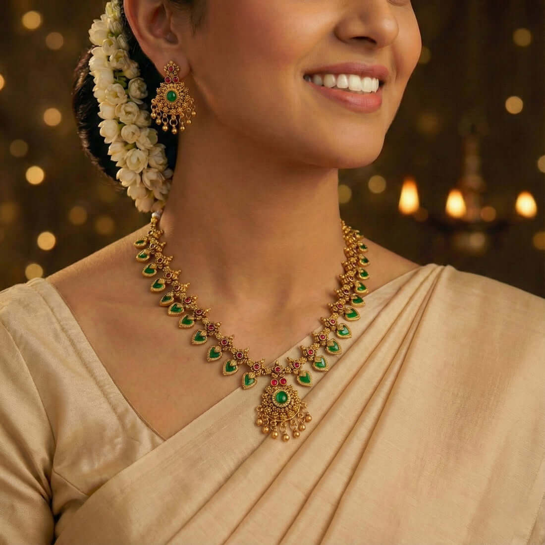 Matte-Gold-Plated-Palakka-Model-Choker