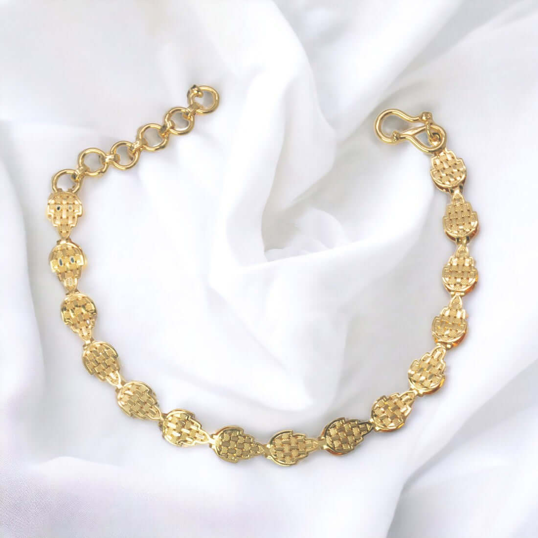 Stylish Gold Plated Leaf Design Ladies Bracelet