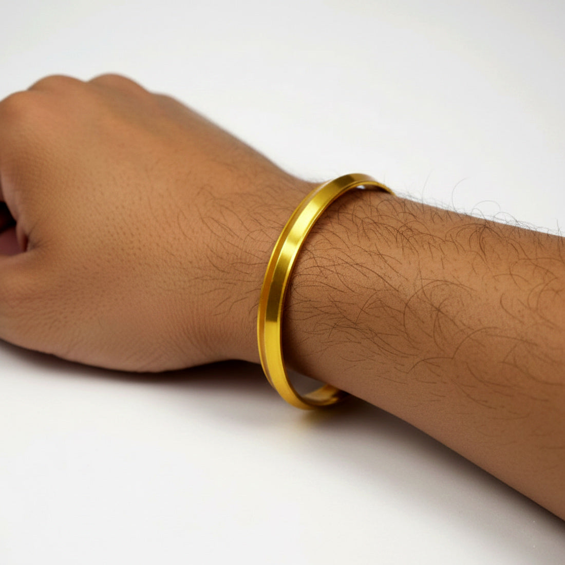 Trendy-Gold-Plated-Gent_s-Thin-Bangle