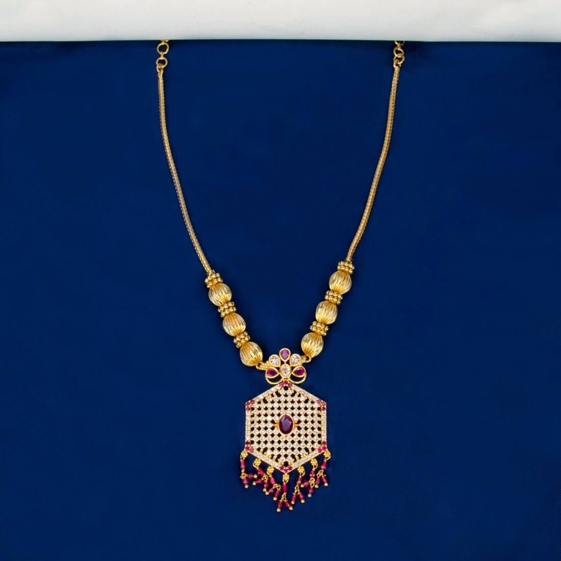 Alluring Gold Plated Hexagonal Pendant Chain Necklace - KSupreme