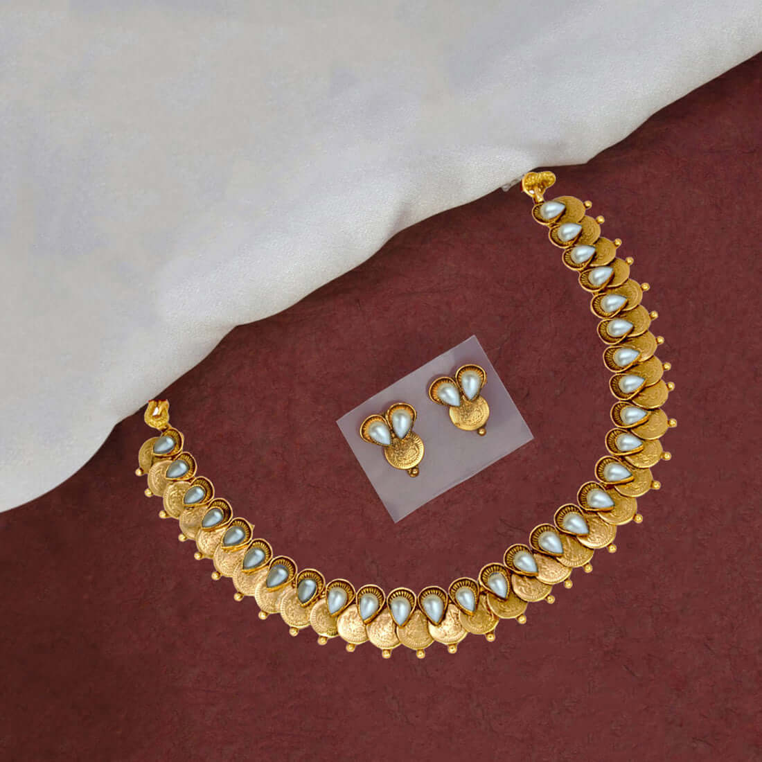 Antique Kemp Teardrop Lakshmi Coin Necklace Set - K Supreme