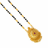 क्रिस्टल लंबी चेन के साथ क्लासिक गोल्ड प्लेटेड बड़ा पेंडेंट