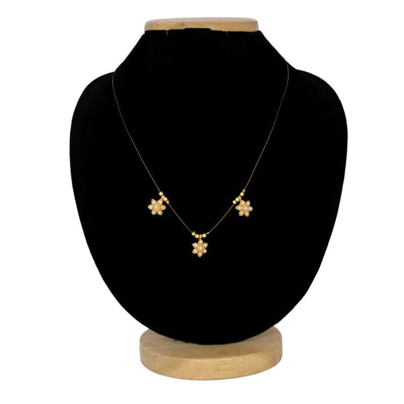 Invisible Chain Triple Small Floral Pendant Necklace - K Supreme