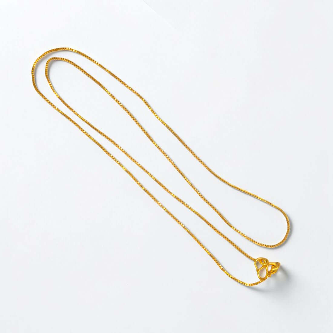 Gold Plated Nice Kilukkam Box Chain - 18" showcasing a minimalist design, perfect for layering or solo wear.