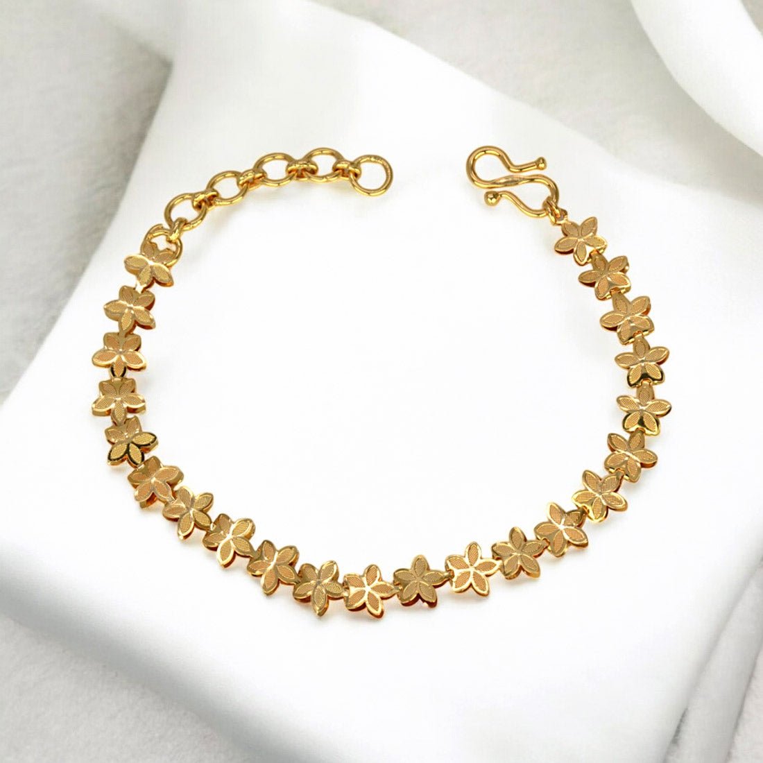 Trendy Gold Plated Floral Bracelet for Ladies - KSupreme