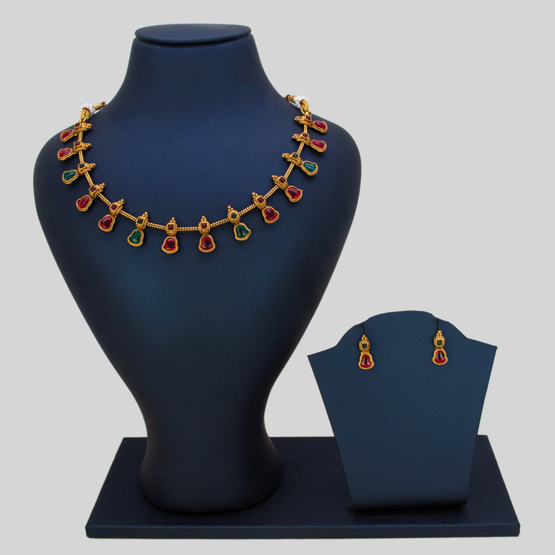 Antique Gold Plated Kemp Stone Bell Necklace Set - Multicolor