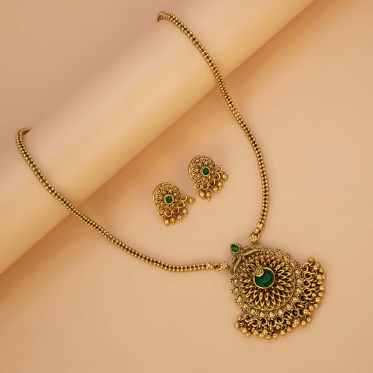 Antique Stone Floral Medallion Pendant Necklace Set