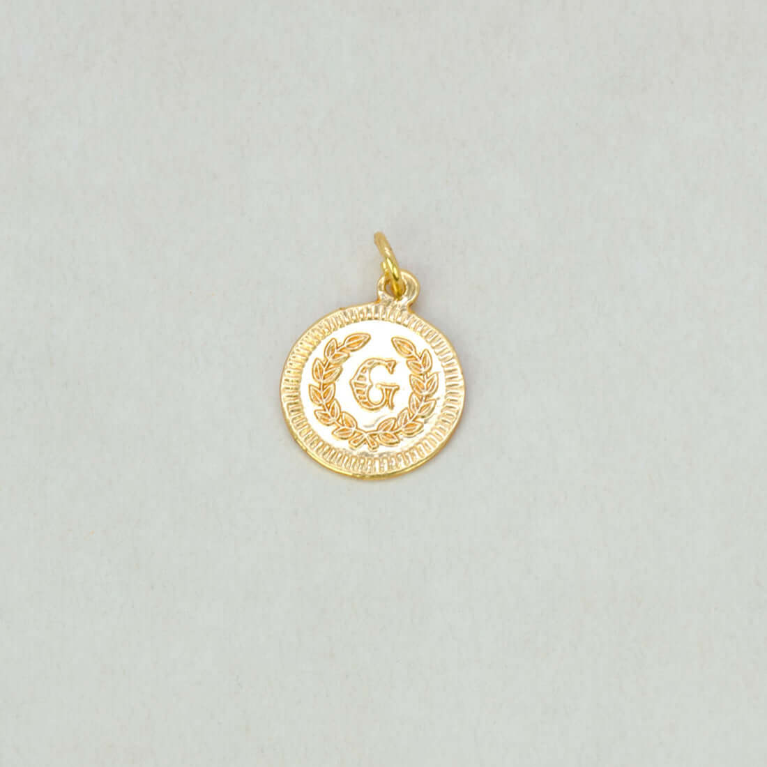 Classic-Gold-Plated-Medallion-Design-Coin-Pendant