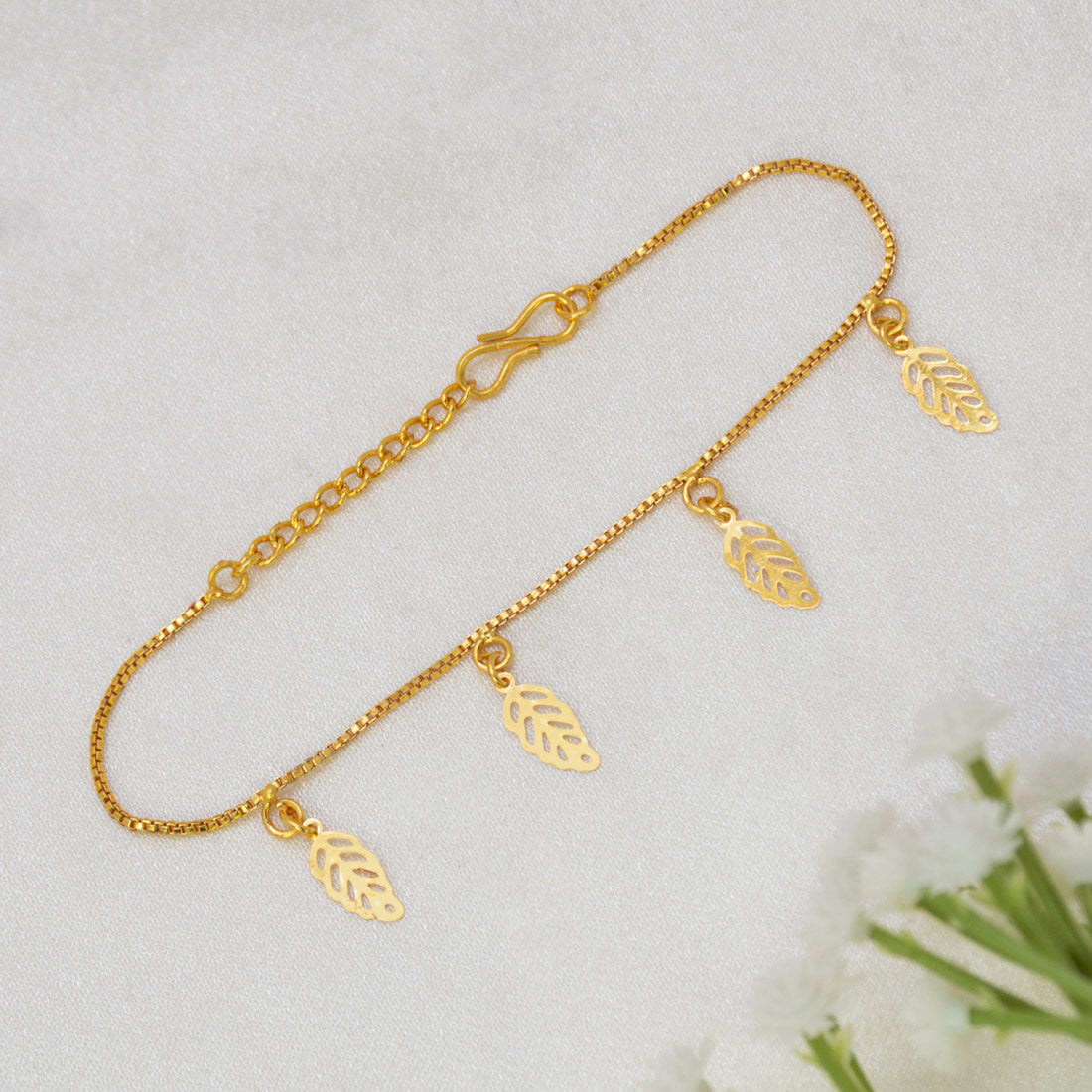 Gold Plated Box Chain Simple Leaf Charm Bracelet