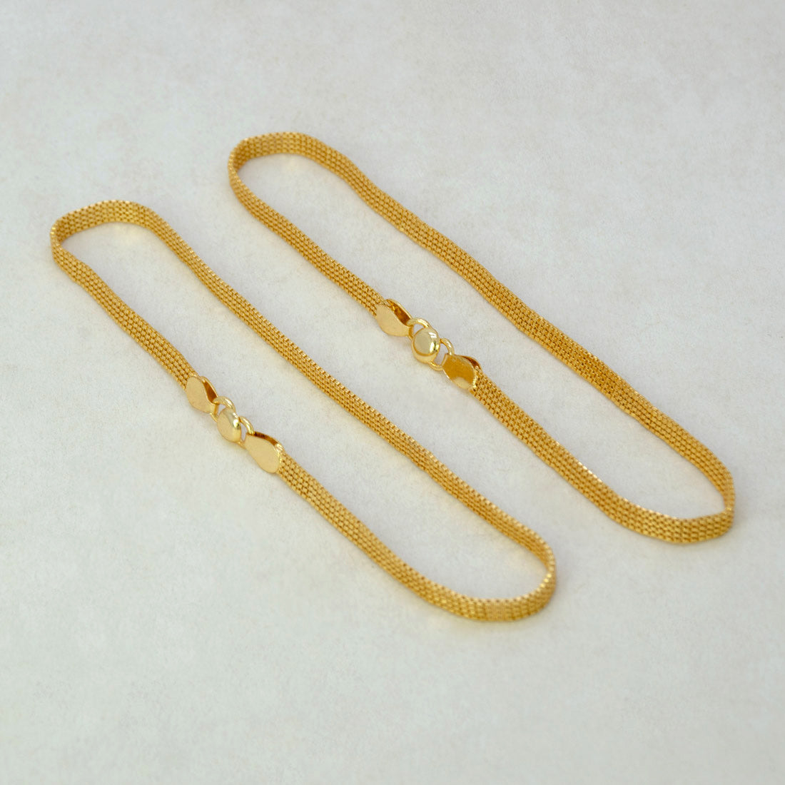 Elegant-Gold-Plated-Flat-Mesh-Anklets