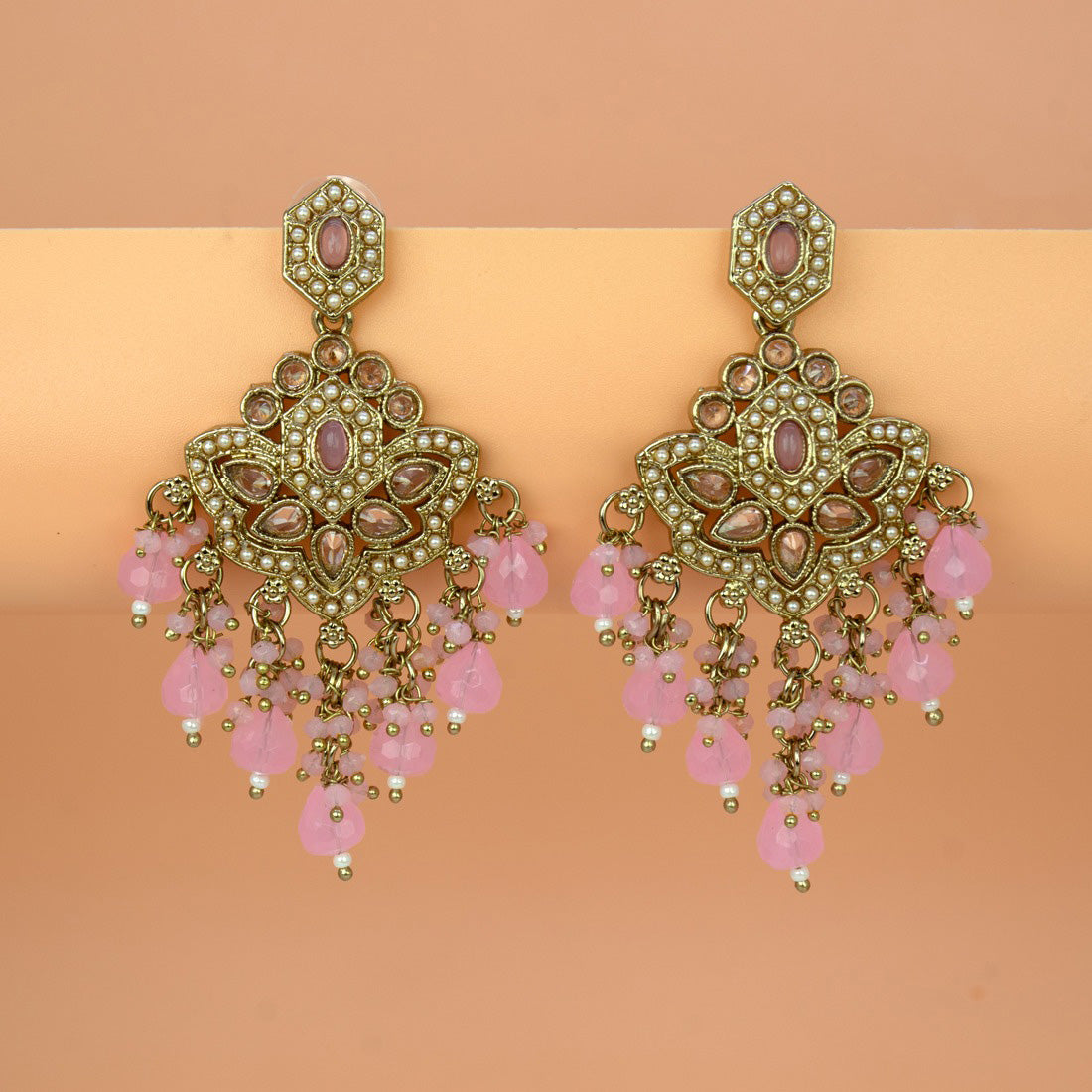 Fashion-Beaded-Baby-Pink-Drop-Earrings