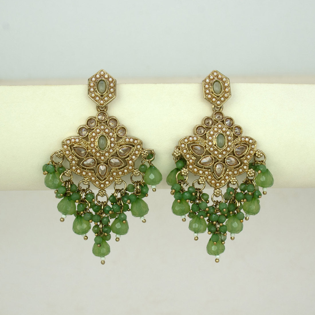 Fashion-Drop-Olive-Green-Beaded-Earrings