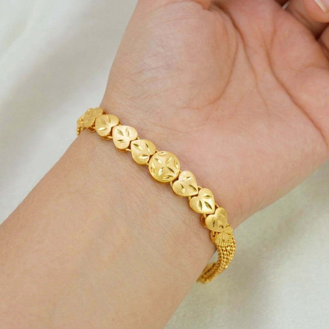 Gold-Plated Heart Urvasi Chain Bracelet