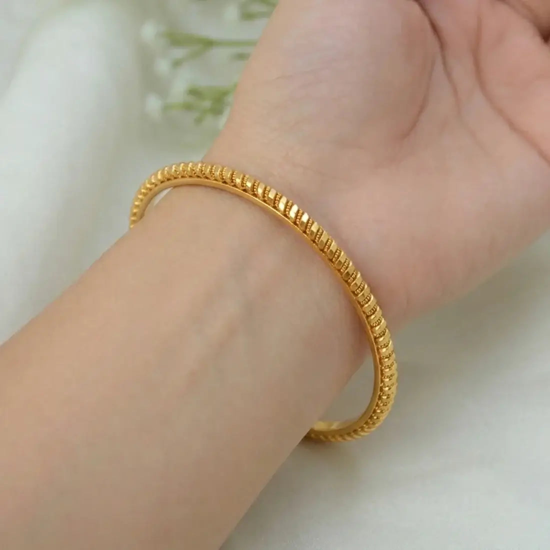 Gold-Plated Simple Coir Bangle