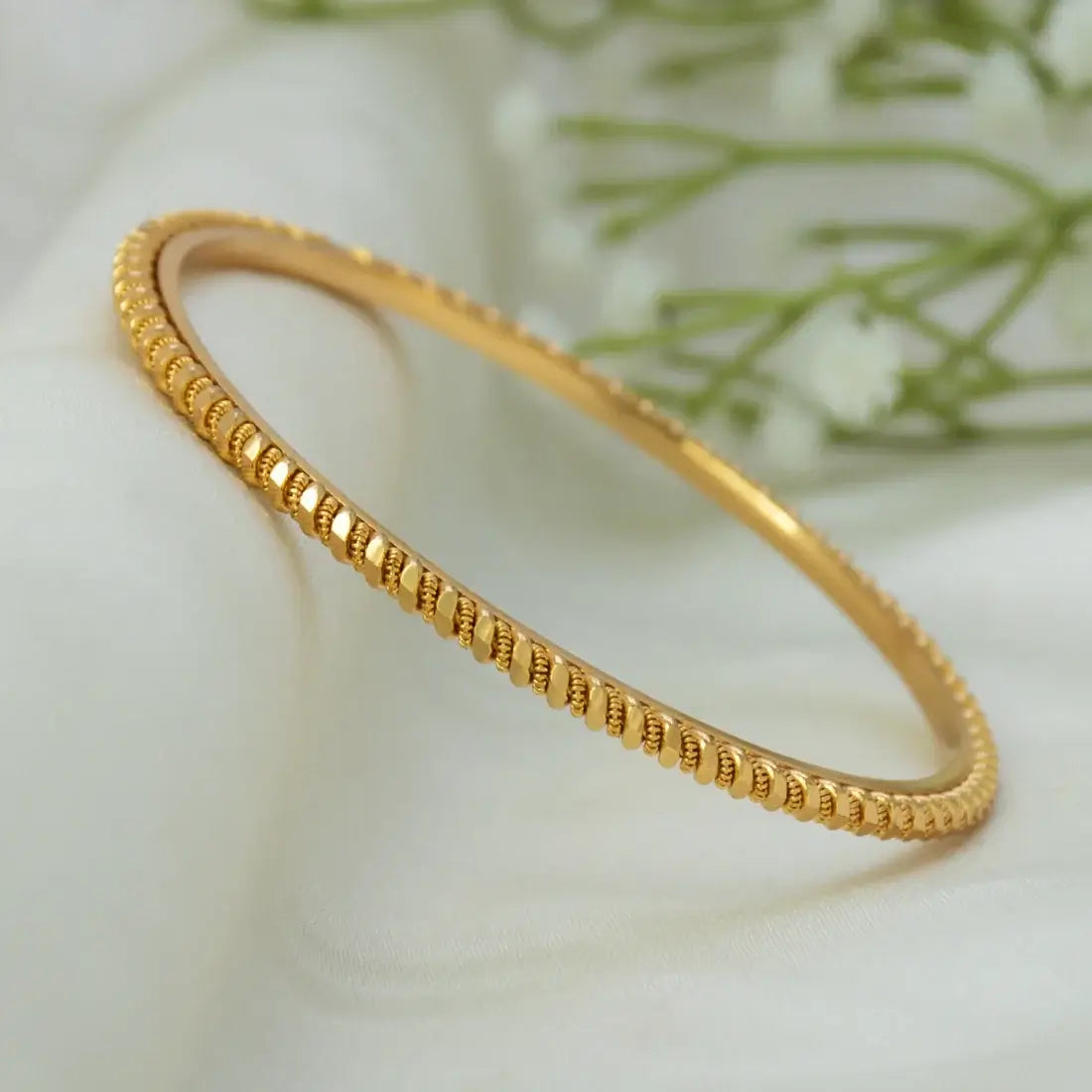 Gold-Plated Simple Coir Bangle