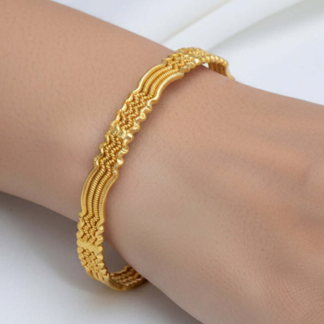 Gold-plated-Zigzag-Design-Bangle