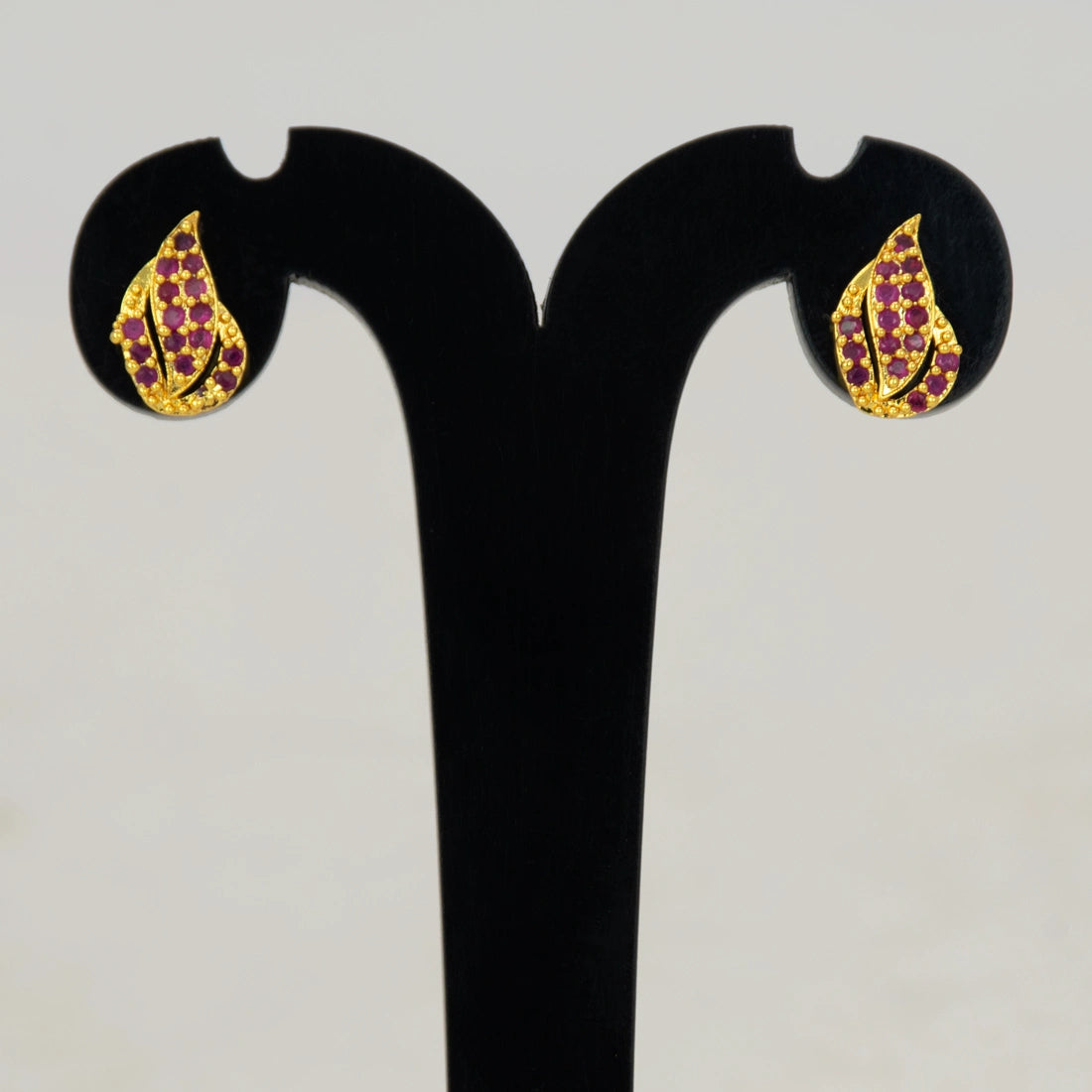 Gold Plated Leaf Model Stone Stud-Ruby