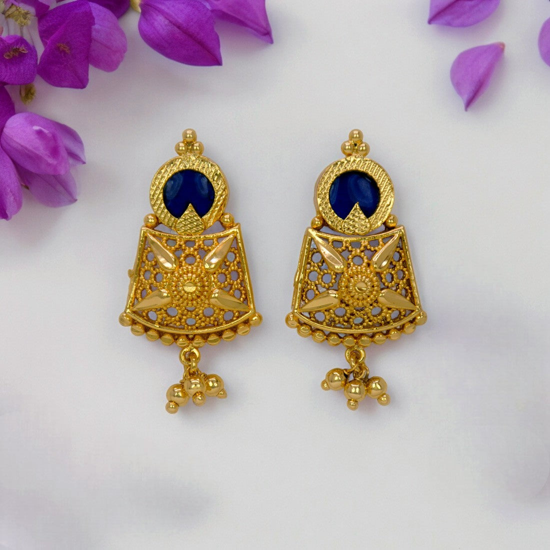 Kerala Style Gold Plated Round Enamel Ear Studs_Blue