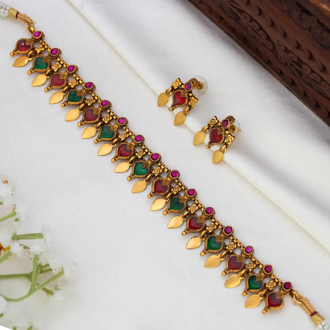 Antique Palakka Heart Stone Elakkathali Choker Set