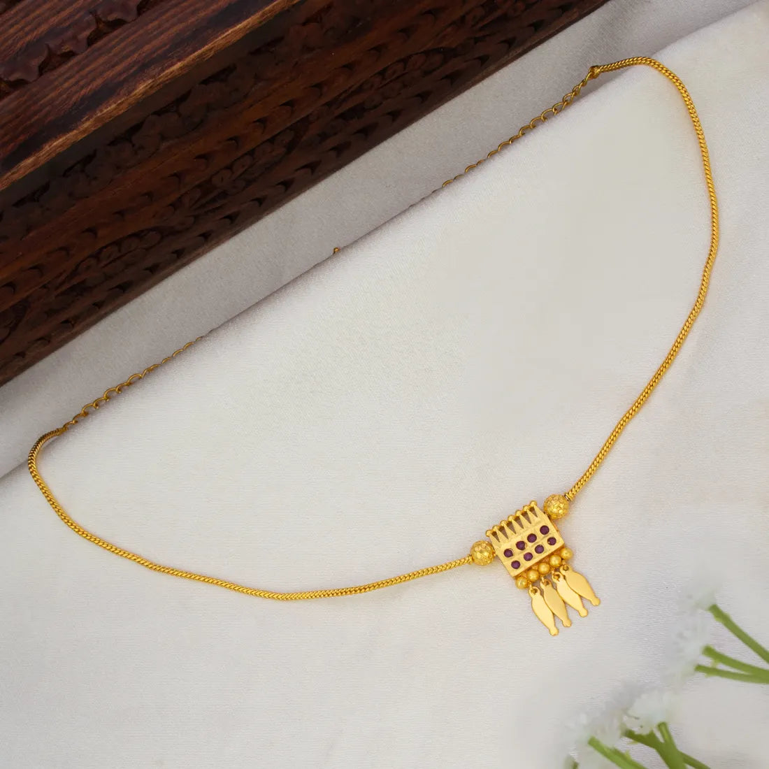 Gold Plated Ruby Stone Elakkathali Pendant Necklace
