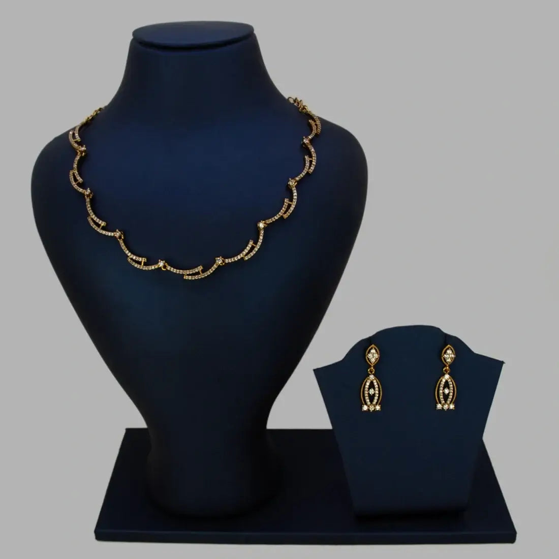 Scalloped Wave Design CZ Victorian Necklace Set