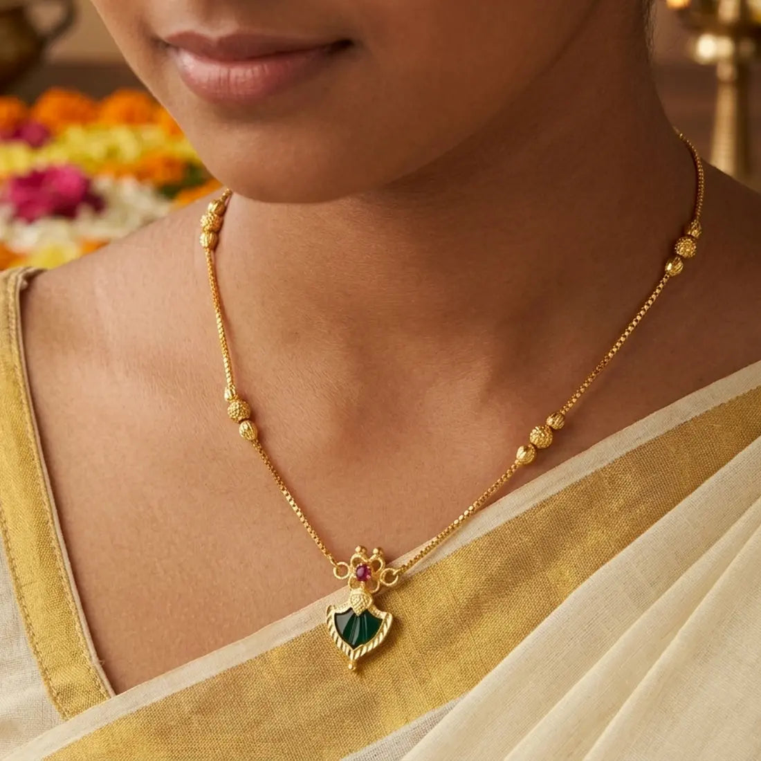 Simple Kerala Golden Beaded Chain Palakka Pendant Necklace