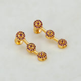 स्टाइलिश गोल्ड-प्लेटेड ट्रिपल फ्लोरल सीजेड ड्रॉप इयररिंग्स