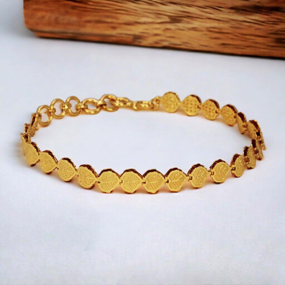 Stylish Gold Plated Designer Leaf Bracelet