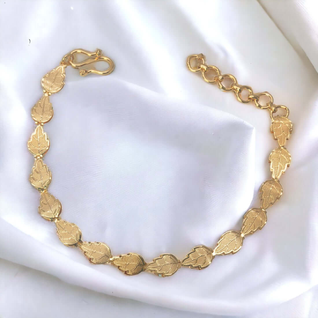 Stylish Gold Plated Leaf Design Ladies Bracelet