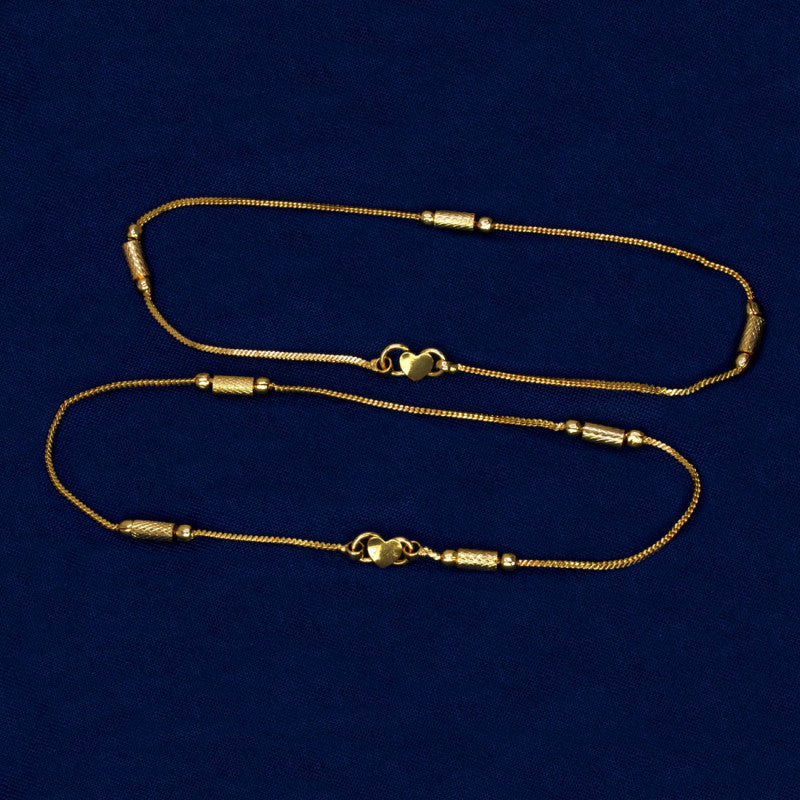 Cylindrical Design Sleek Gold Plated Anklets