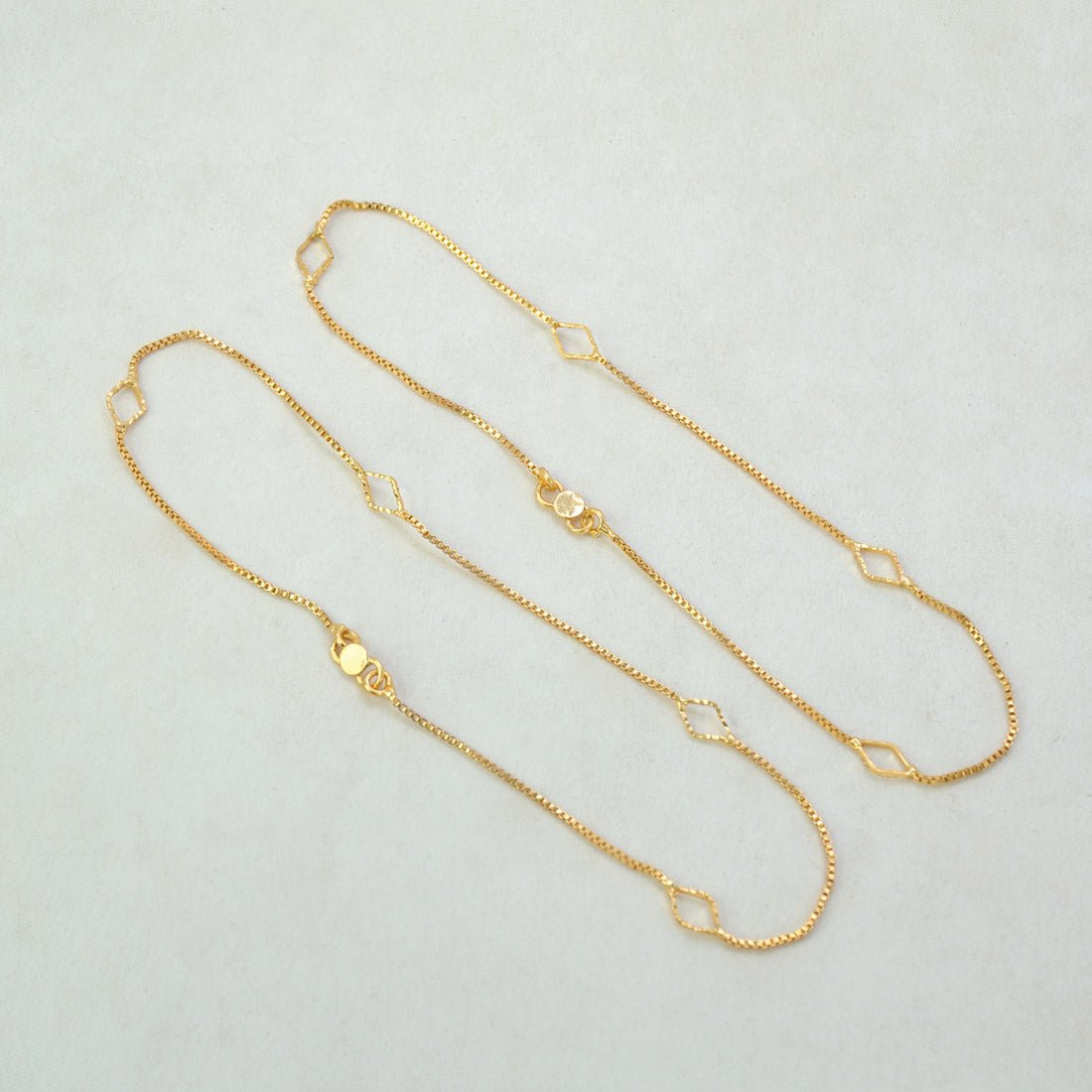 Elegant Gold Plated Geometric Design Box Chain Anklets - K Supreme