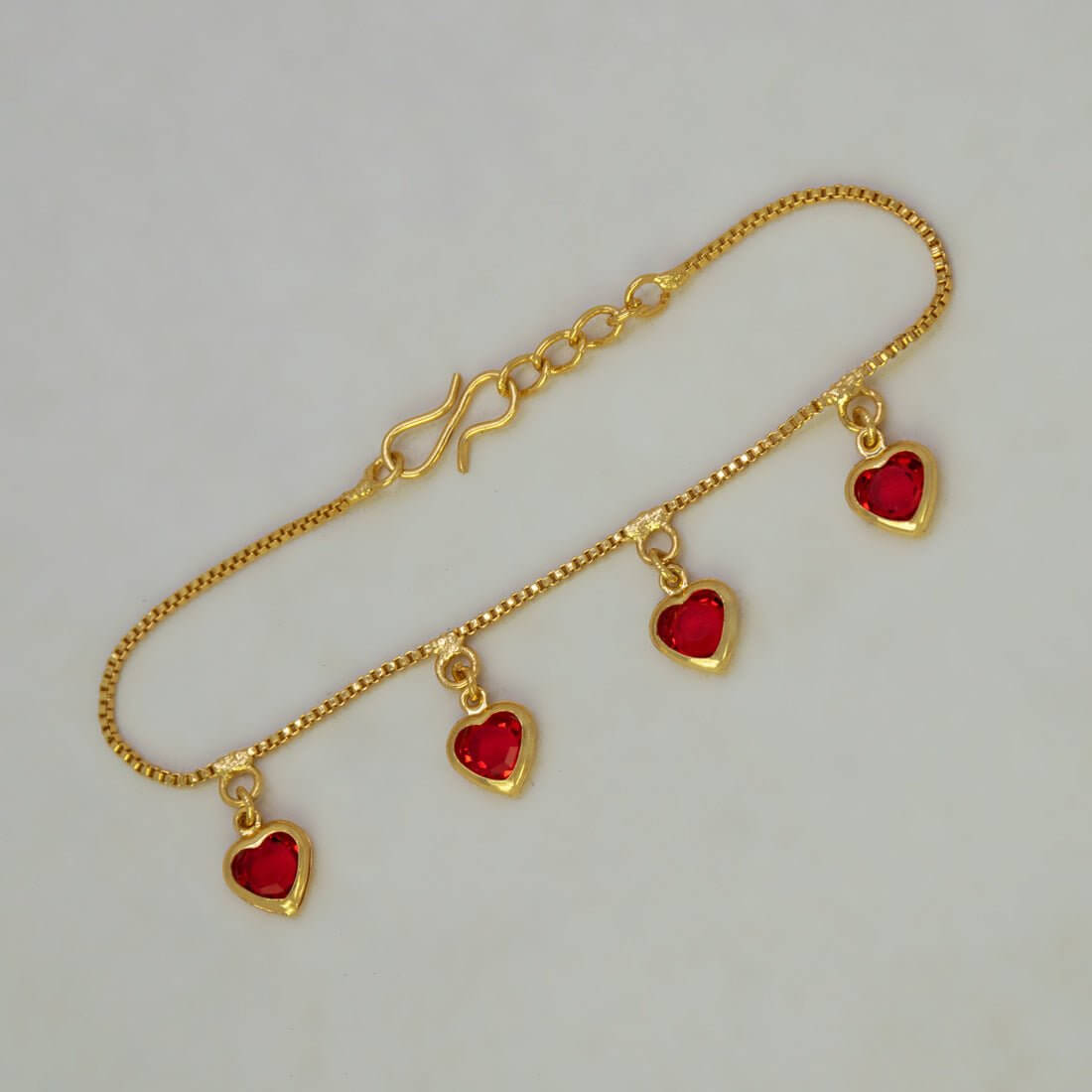 Endearing Gold Plated Stone Heart Charm Bracelet - K Supreme