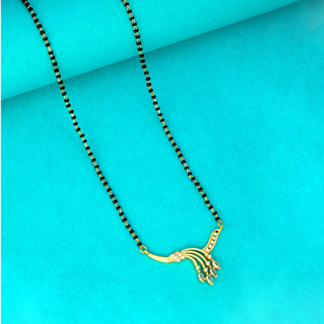 സ്വർണ്ണം പൂശിയ CZ സ്റ്റോൺ പെൻഡൻ്റ് കരിമണി മാല/മംഗളസൂത്ര 