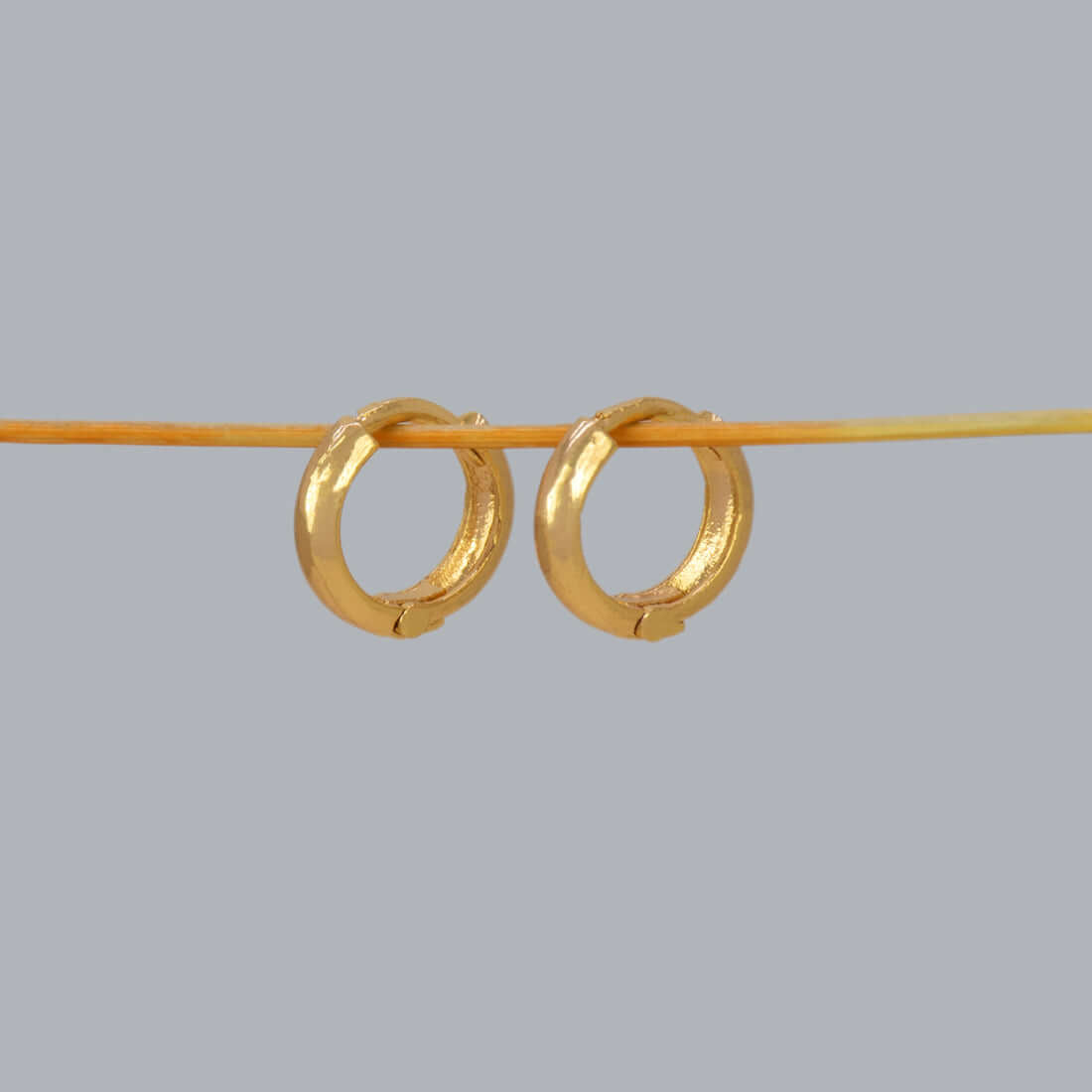 Small Gold Plated Plain Huggie Hoop Earrings - K Supreme