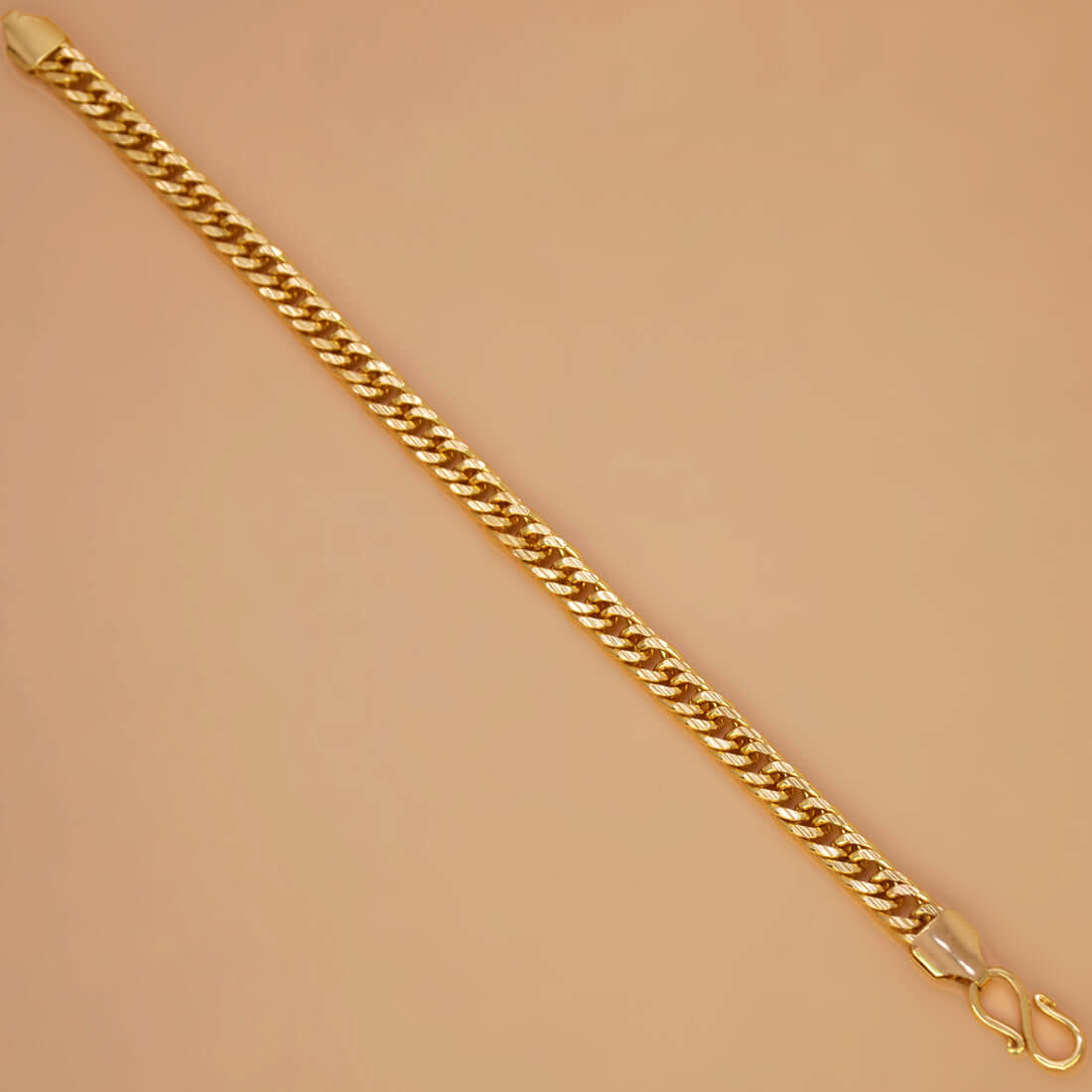 Stylish Gold Plated Curb Link Bracelet - K Supreme