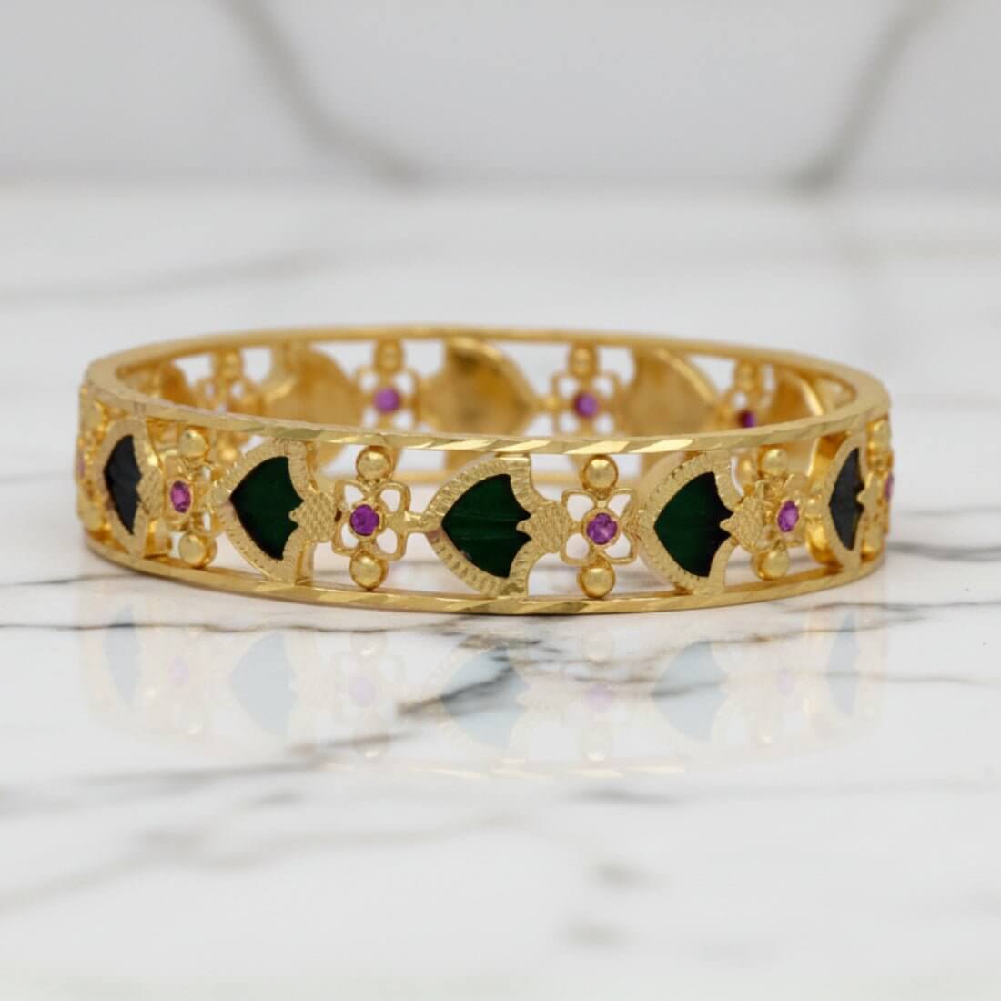 Traditional Palakka Stone Bangle - K Supreme