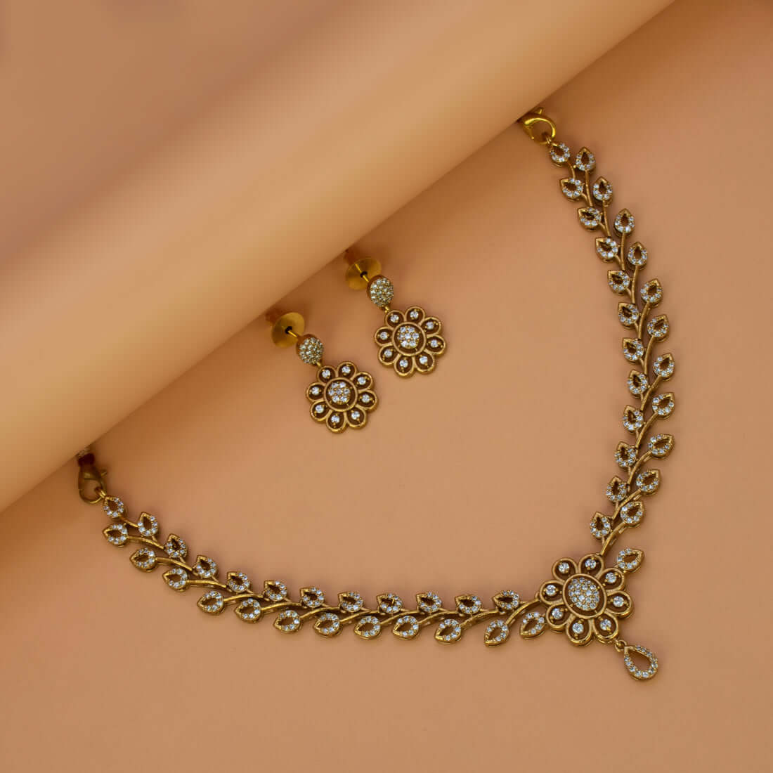 Victorian Antique Gold Leaf Stone Necklace Set - K Supreme